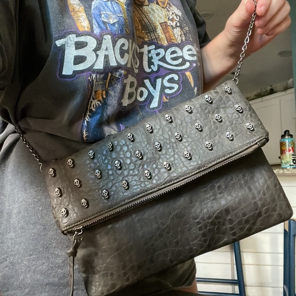 Skull purse ☠️ - Picture 5 of 5